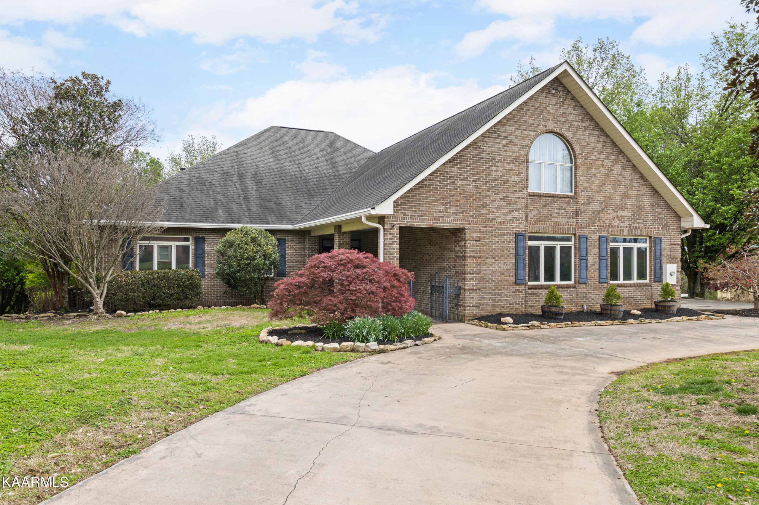 12238 Brighton Court – Tamy Wilson