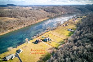 Luxury home at 2926 Holston Shores Drive Rutledge TN 37861