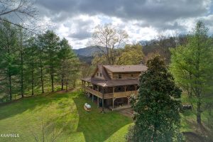 Luxury home at 3531 Laws Chapel Road Maryville TN 37803