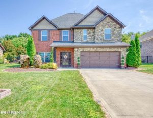 Luxury home at 7514 Bellingham Drive Knoxville TN 37919