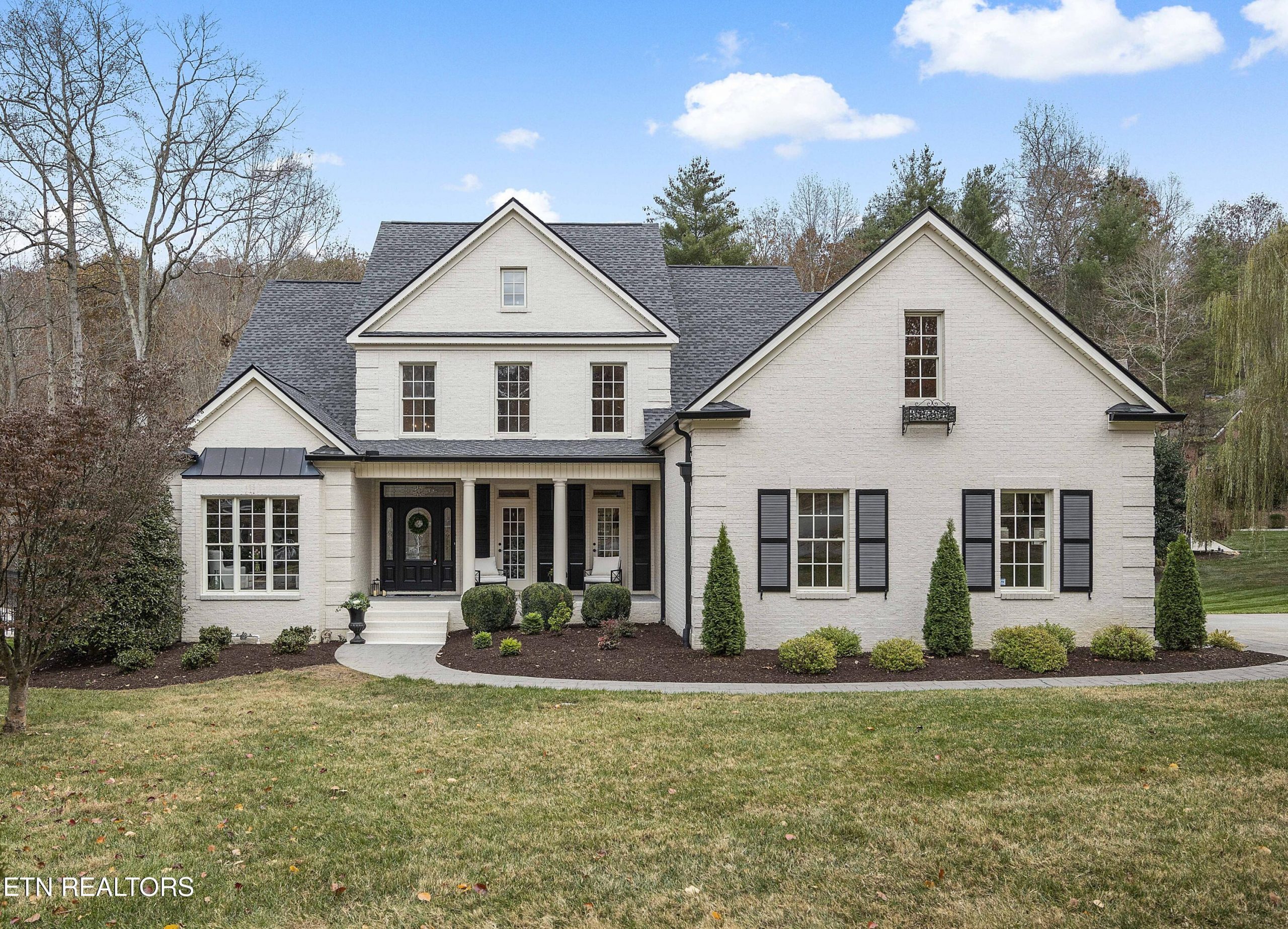 Luxury home at 126 Winchester Circle Oak Ridge TN 37830