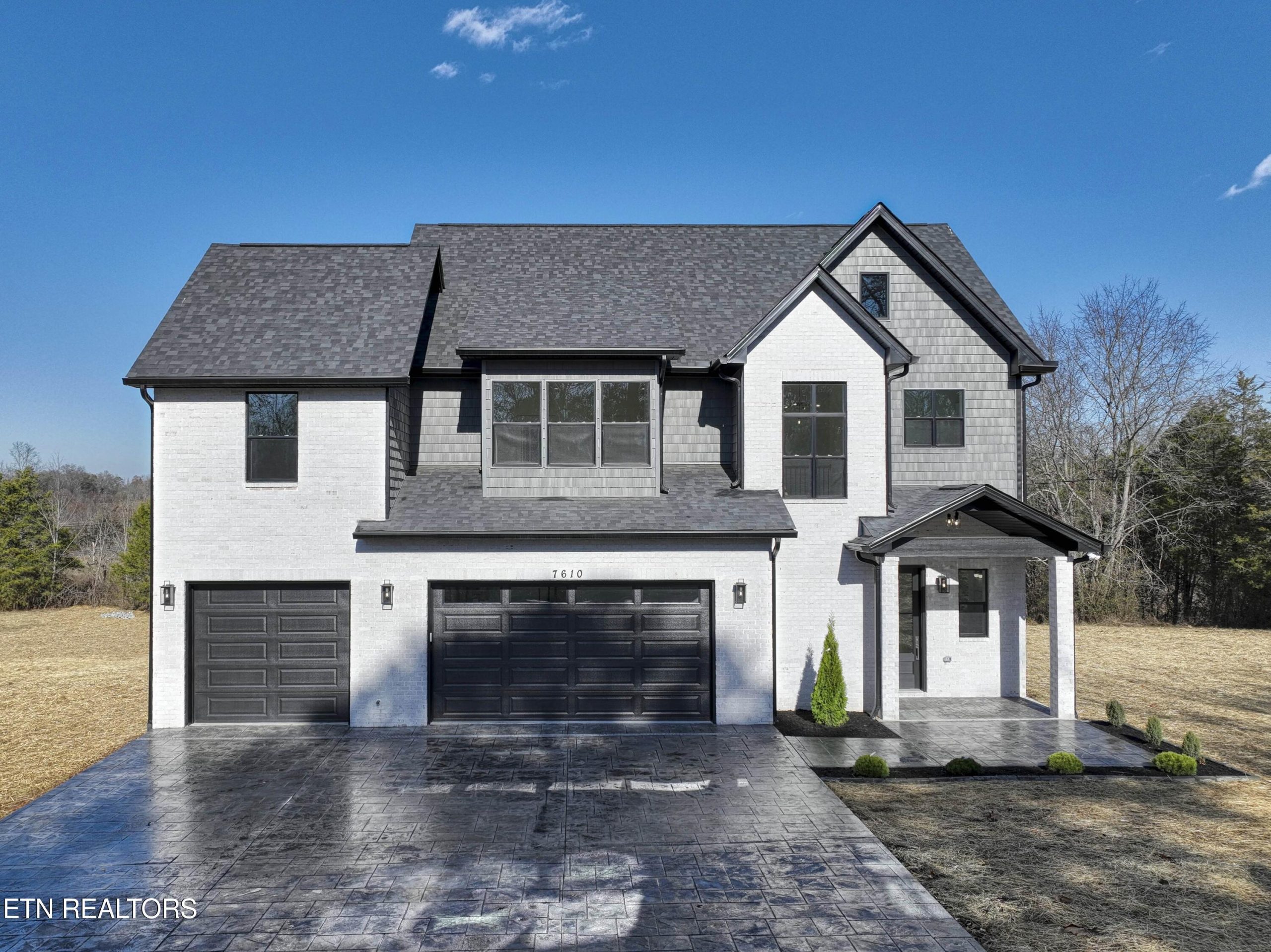 Luxury home at 7610 Washington Pike Corryton TN 37721