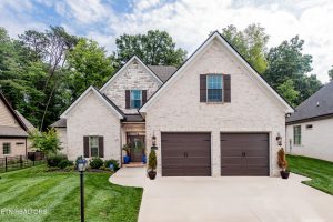 Luxury home at 1416 Bronze Lane Knoxville TN 37922