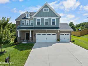 Luxury home at 2750 Tallgrass Lane Knoxville TN 37932