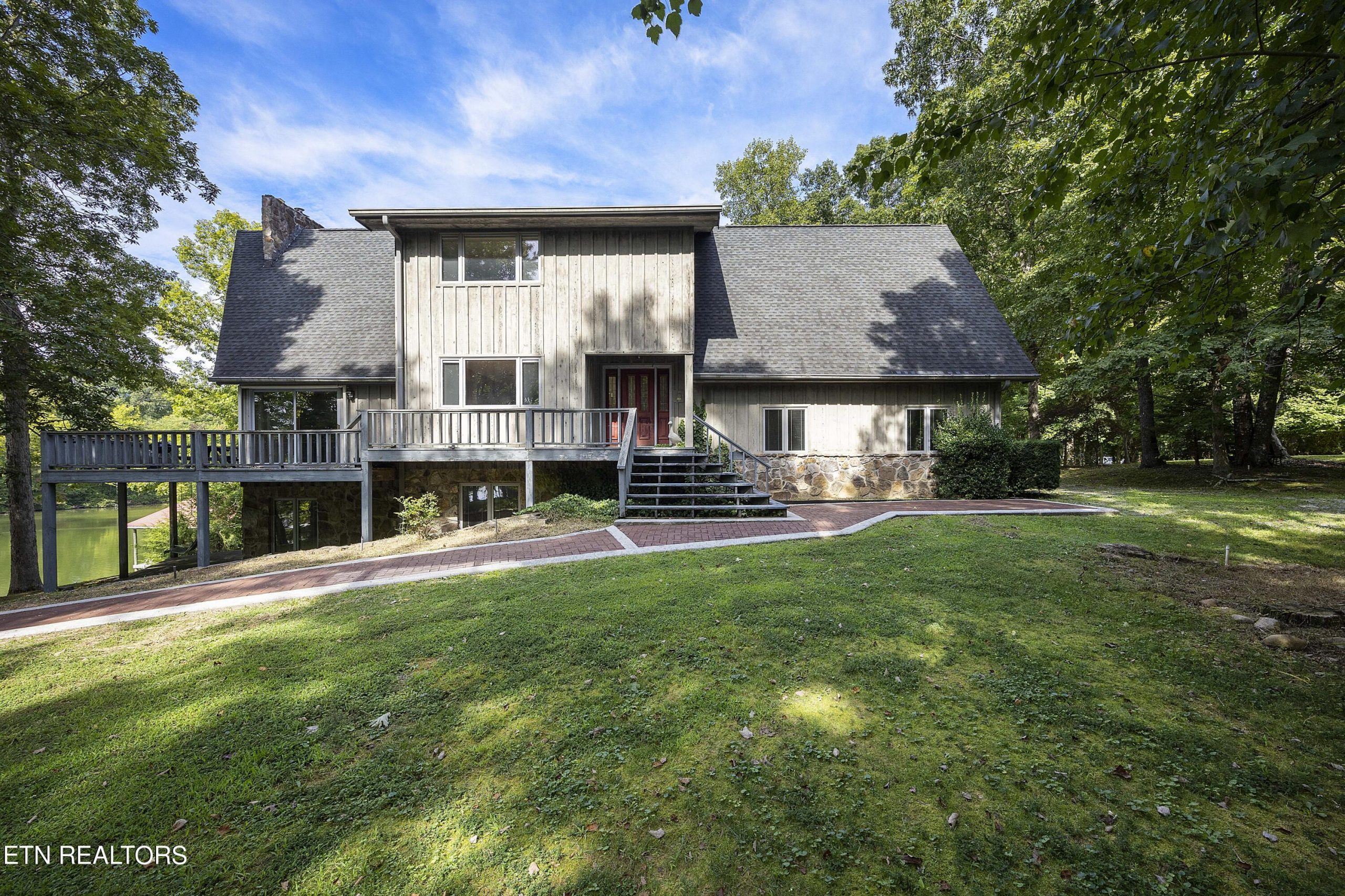 Luxury home at 170 Bayview Drive Ten Mile TN 37880