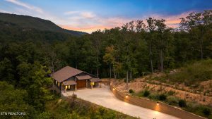 Luxury home at 3080 Smoky Bluff Trail Sevierville TN 37862