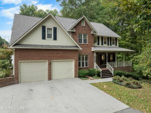 Luxury home at 1515 Hall Acres Drive Knoxville TN 37918