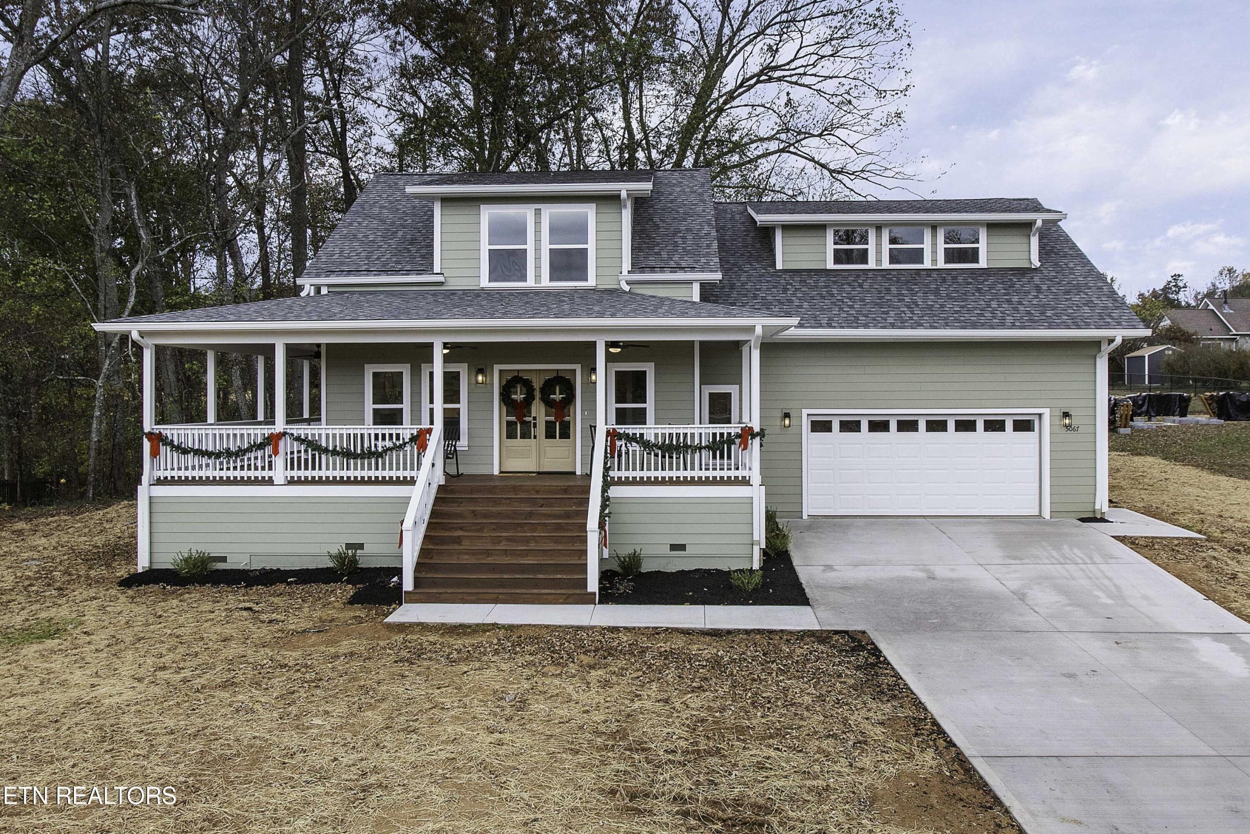 Luxury home at 5067 N Wildwood Road Maryville TN 37804