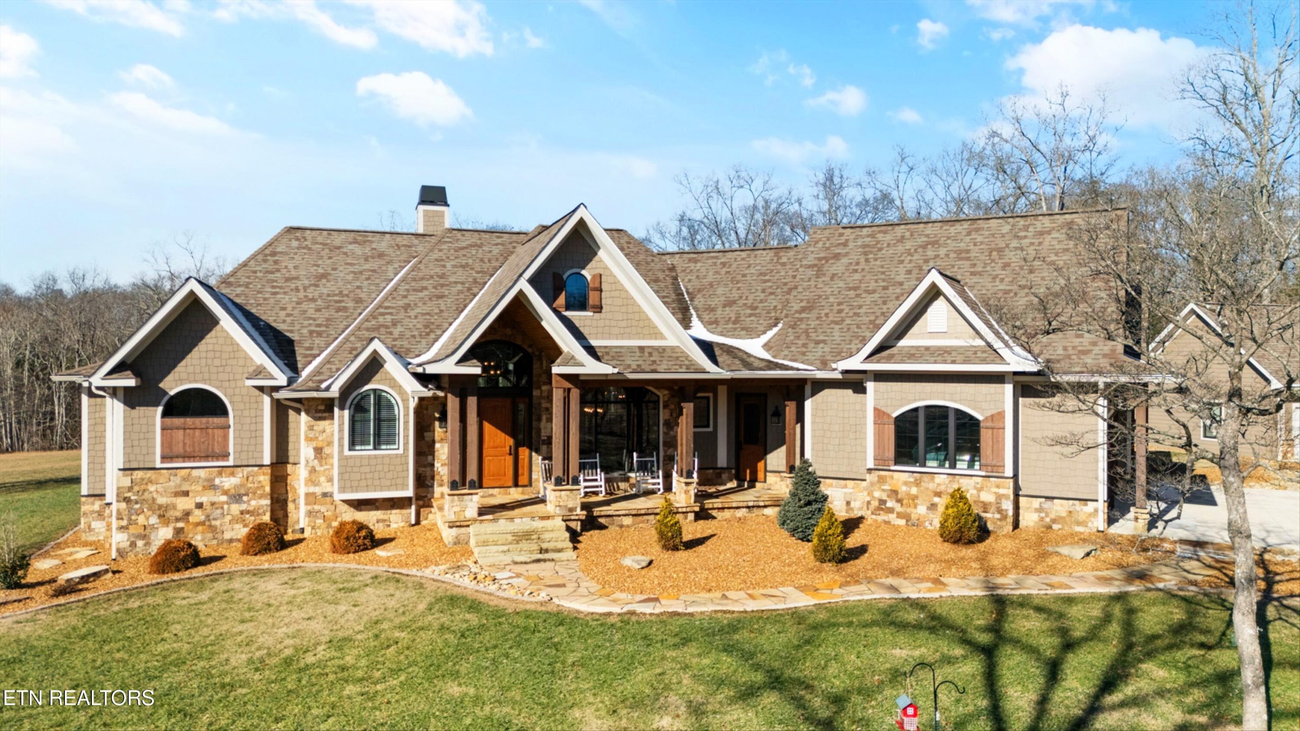 Luxury home at 1752 Hillendale Road Crossville TN 38572