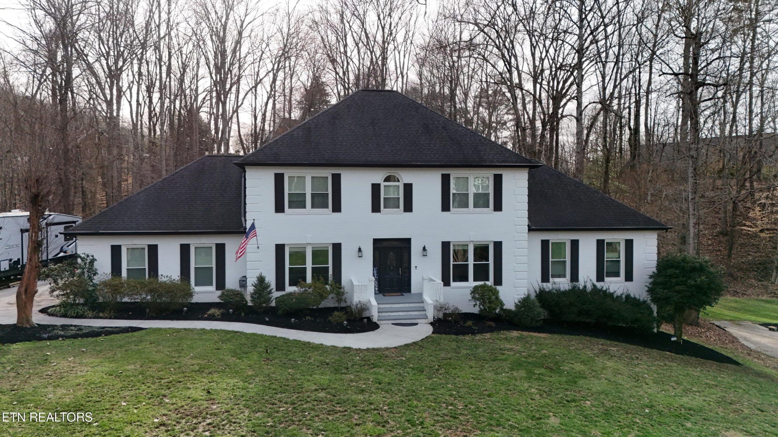 Luxury home at 132 Danbury Drive Oak Ridge TN 37830
