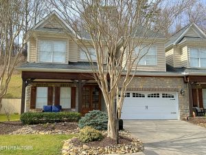 Luxury home at 437 Grove Branch Lane Knoxville TN 37922