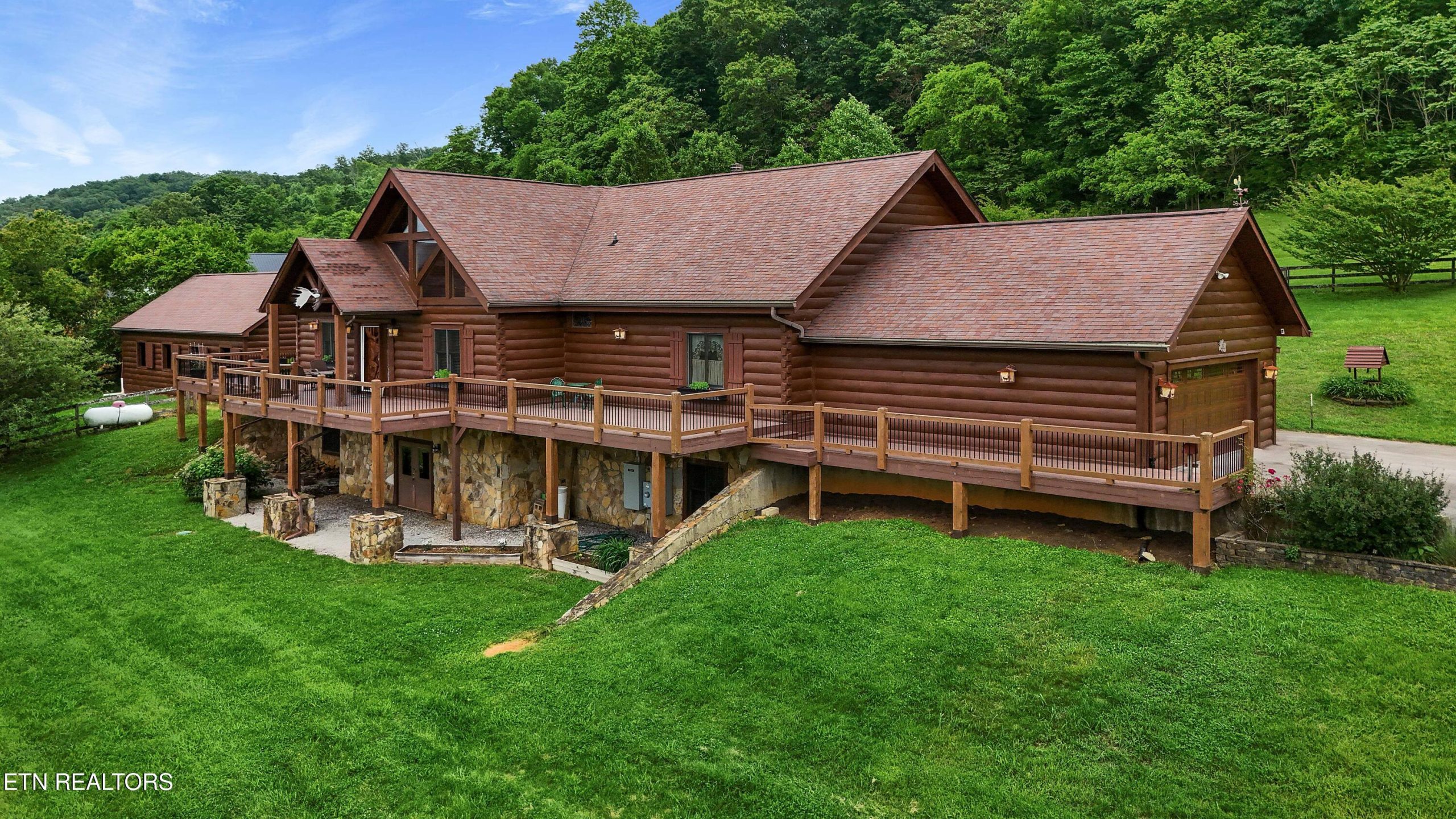 Luxury home at 11911 Stockton Valley Road Philadelphia TN 37846