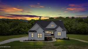 Luxury home at 618 Winding Creek Way Walland TN 37886