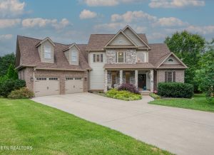 Luxury home at 2023 Legacy Lane Maryville TN 37803