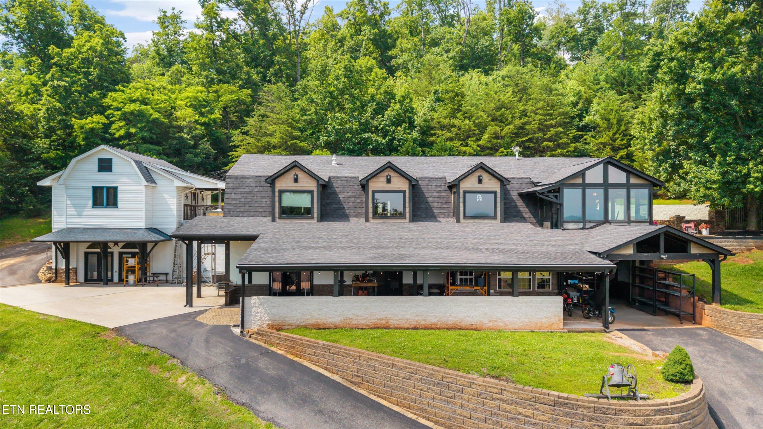 Luxury home at 7075 Sinking Creek Road Greenback TN 37742