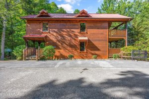 Luxury home at 1827 Elk Springs Way Gatlinburg TN 37738