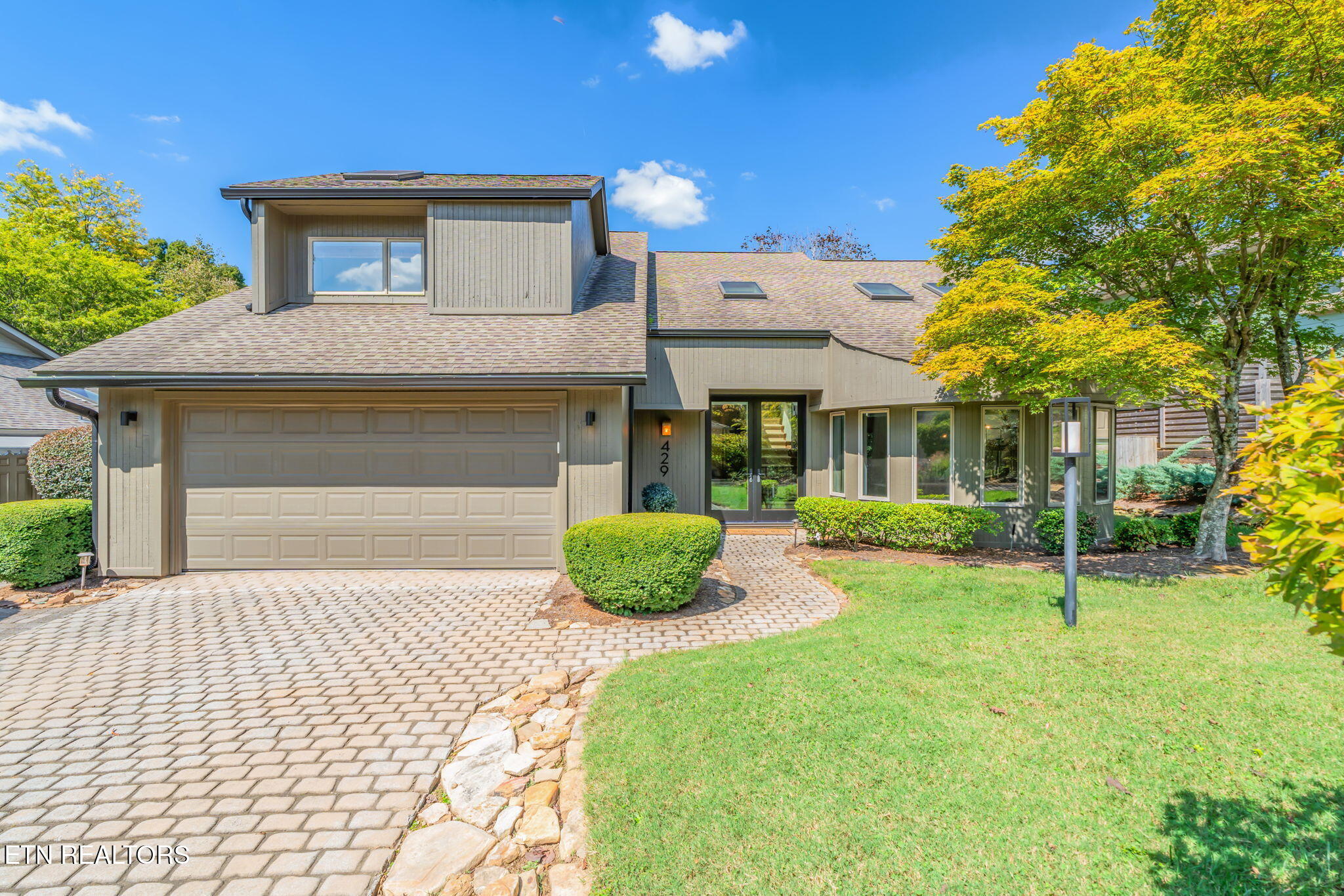 Luxury home at 429 Anteelah Trail Knoxville TN 37919