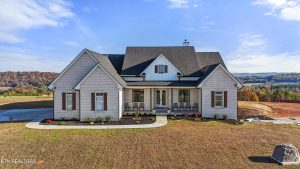 Luxury home at 3647 Foshee Road Philadelphia TN 37846