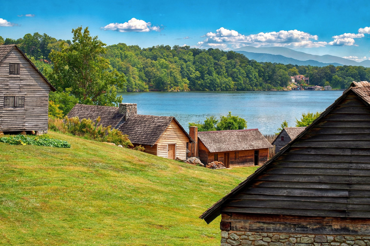Historic log structures overlooking the lake near Vonore, Tennessee