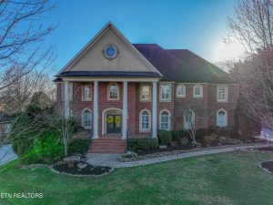 Luxury home at 1837 Regents Park Road Knoxville TN 37922