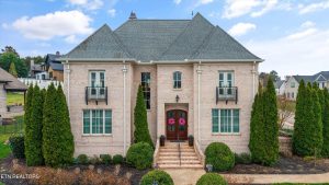 Luxury home at 1440 Charlottesville Boulevard Knoxville TN 37922