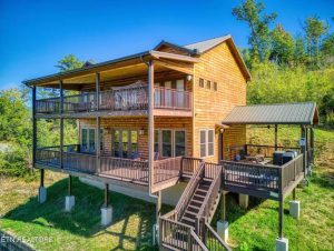 Luxury home at 622 Timber Ridge Rd Gatlinburg TN 37738