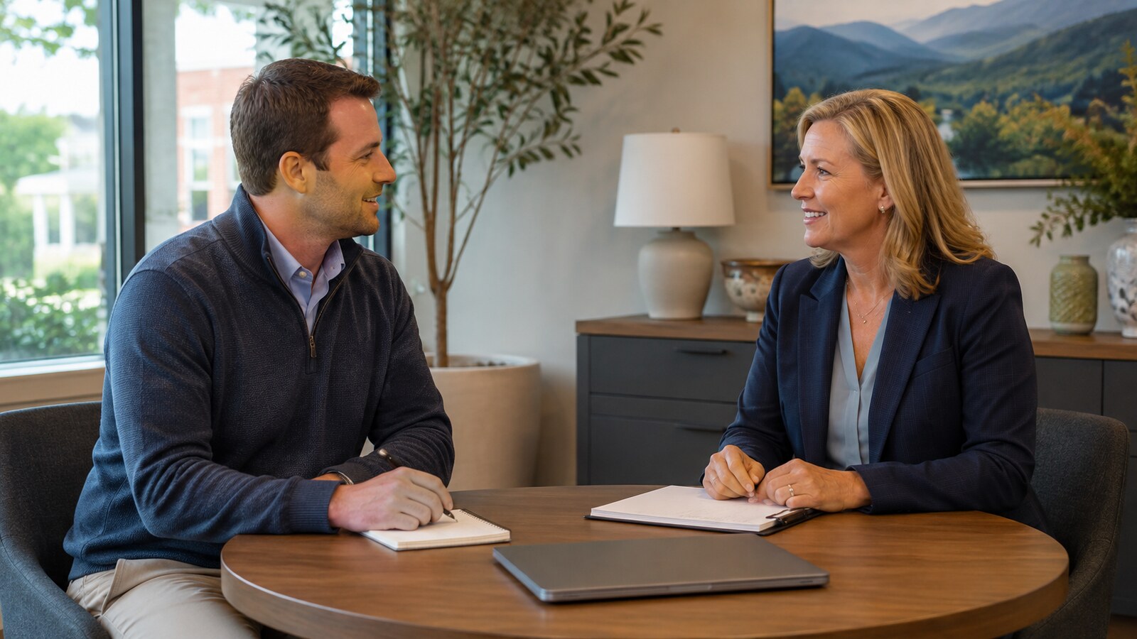 New real estate agent meeting with a Wallace broker