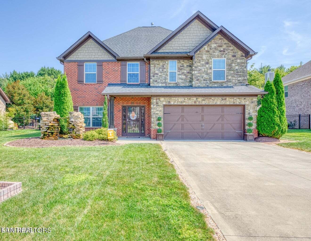 Luxury home at 7514 Bellingham Drive Knoxville TN 37919