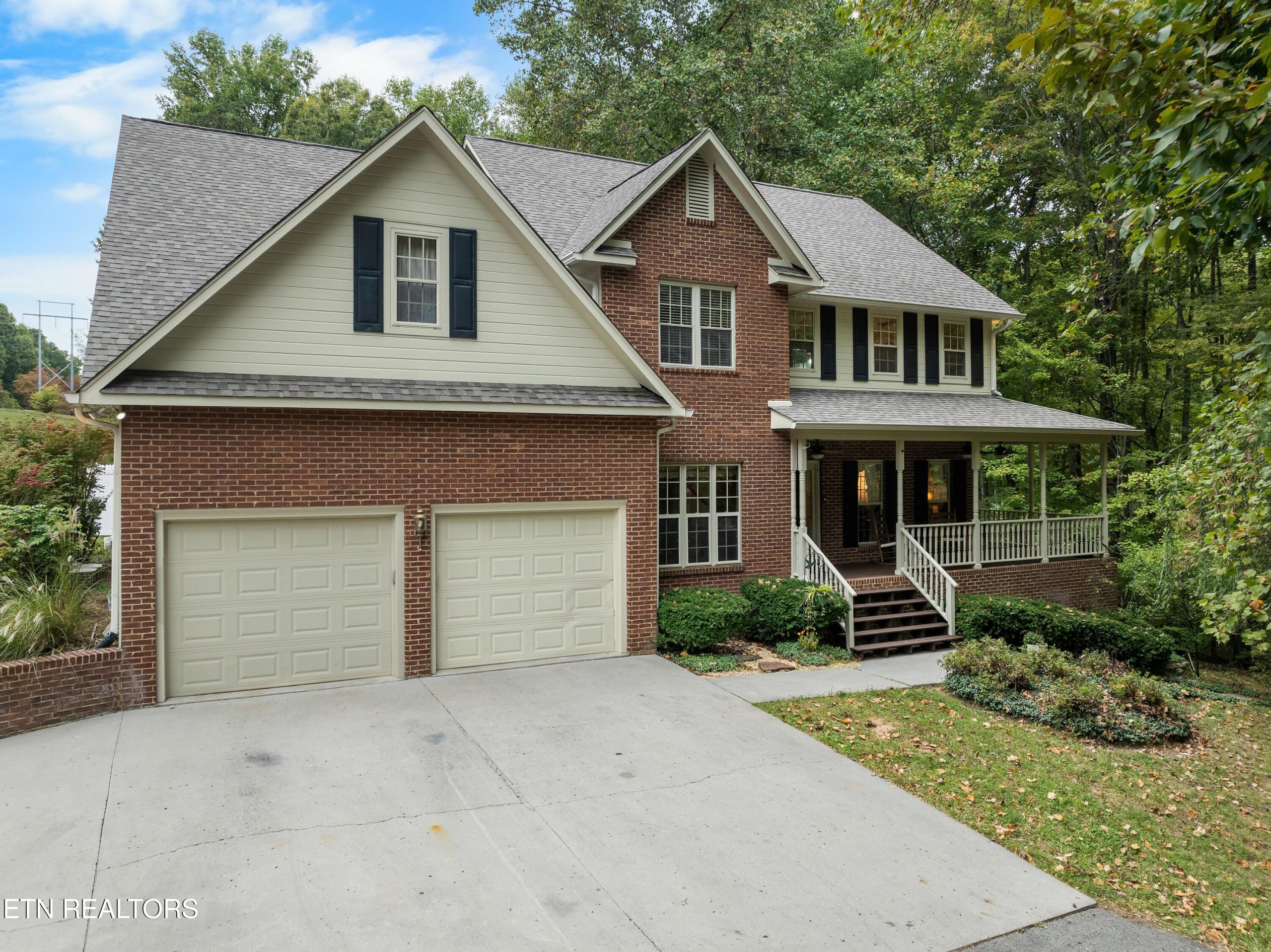 Luxury home at 1515 Hall Acres Drive Knoxville TN 37918