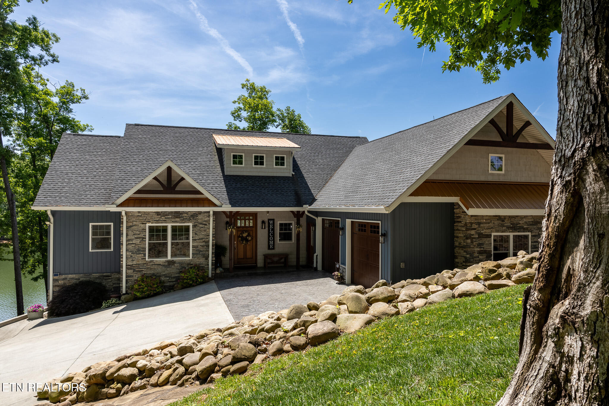 Luxury home at 599 Waterfront Way Ten Mile TN 37880