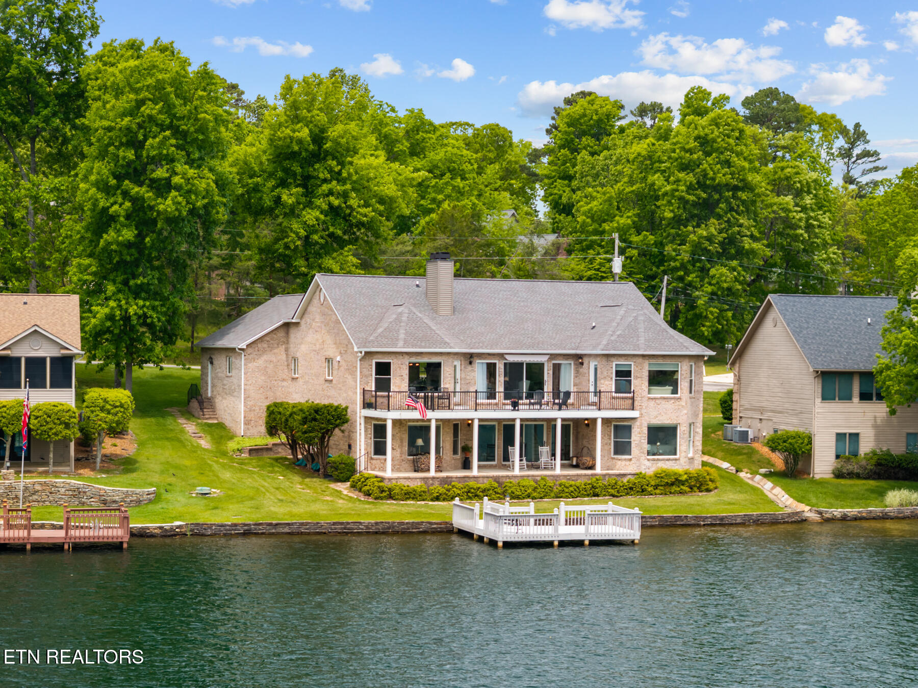 Luxury home at 150 Motthaven Drive Crossville TN 38558